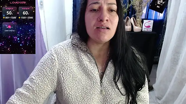 lorenpearx online show from July 7, 12:52 pm
