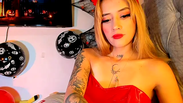 Sabrina Cole online show from November 2, 4:05 am