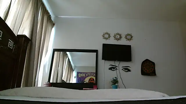 MINI Petite online show from February 19, 5:45 pm