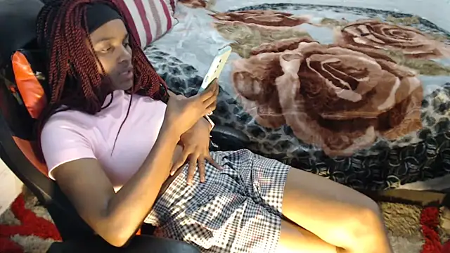 sexyjustin202 online show from June 18, 2:46 am