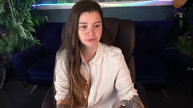 Snapshot of AmellyMilly chatting on October 12, 7:00 am AmellyMilly online show from October 12, 7:00 am