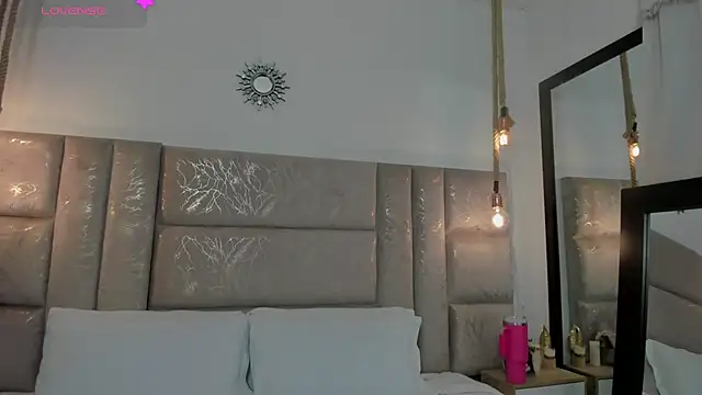 CeliWoods online show from July 21, 11:11 am