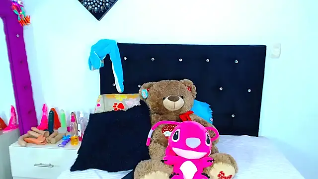 Jenng18 online show from June 14, 2:24 am