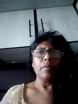MsAttitude online show from May 5, 8:28 am