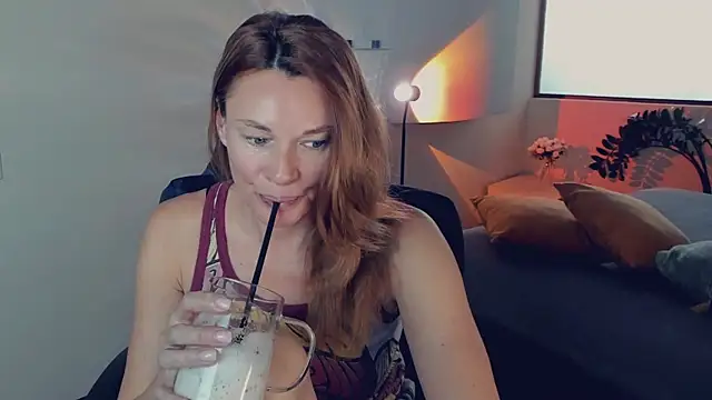 MistyBarnes online show from June 11, 6:54 am