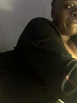 sweett shaley online show from January 8, 8:24 pm