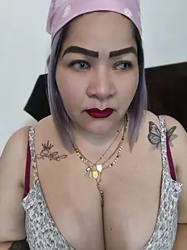 Dalessa Bigtits online show from July 9, 3:09 am