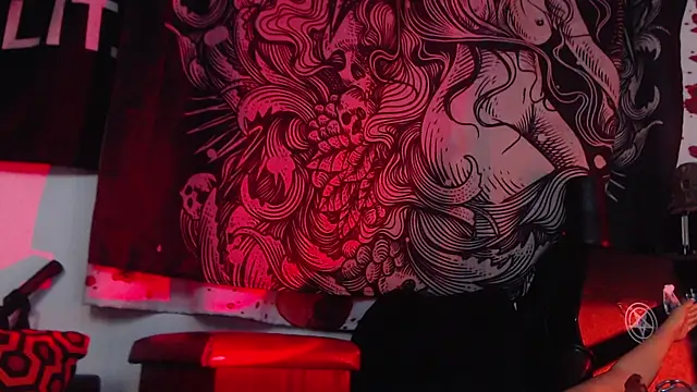 Silentmary online show from August 2, 2:25 am