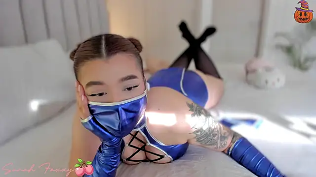 Foxxy222  online show from October 25, 9:21 pm