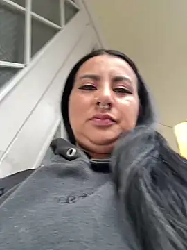 Abril Luv online show from June 29, 12:49 pm