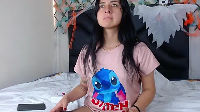 EmmaWilliamss online show from October 24, 4:47 pm