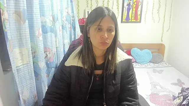 Snapshot of lauren_ashlee chatting on October 9, 11:09 pm lauren ashlee online show from October 9, 11:09 pm