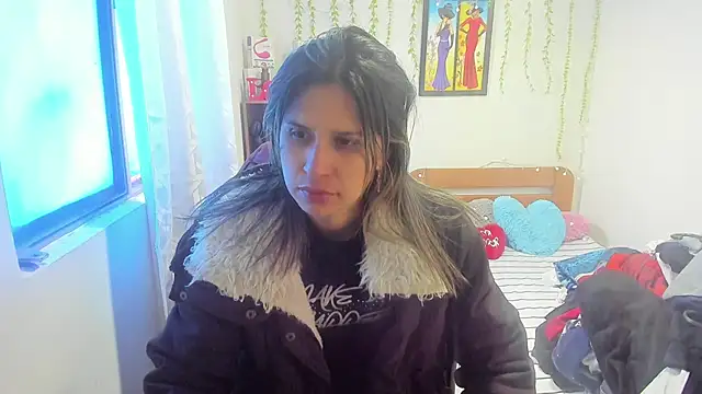 Snapshot of lauren_ashlee chatting on October 15, 5:48 pm lauren ashlee online show from October 15, 5:48 pm