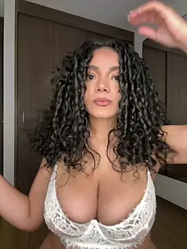 Mariecurl online show from October 31, 4:36 am