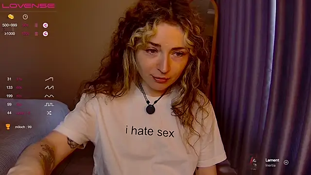 IttyKitty online show from June 18, 2:57 am