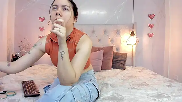SakuraLee  online show from April 29, 1:47 pm