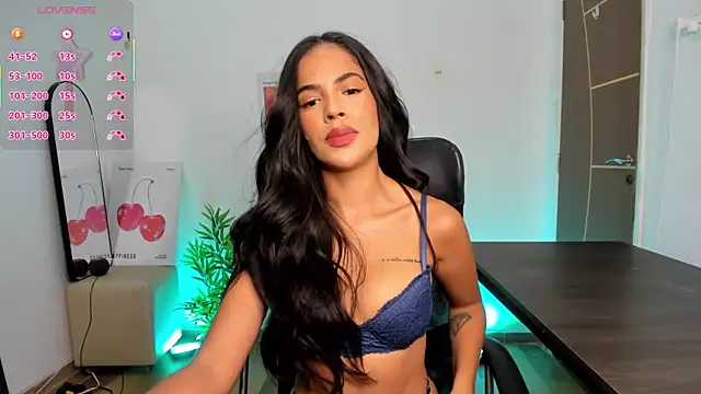 Snapshot of camille-rose chatting on October 8, 1:48 pm camille-rose online show from October 8, 1:48 pm