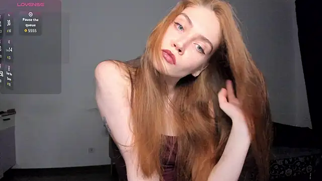 Snapshot of KitsuneRem chatting on September 15, 10:28 pm KitsuneRem online show from September 15, 10:28 pm