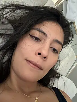 Sophie  Foxxx online show from December 17, 4:22 pm