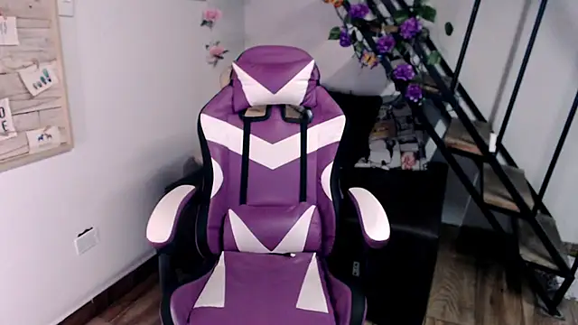 samantha baby  online show from February 14, 9:06 pm