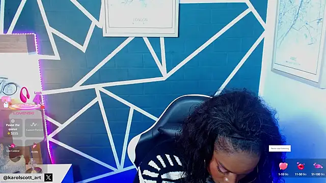 KAROL-SCOTT online show from October 14, 9:39 pm