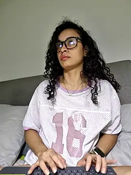 angela  98 online show from June 17, 12:39 pm