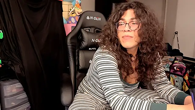 ShinyCherub online show from November 22, 12:35 am