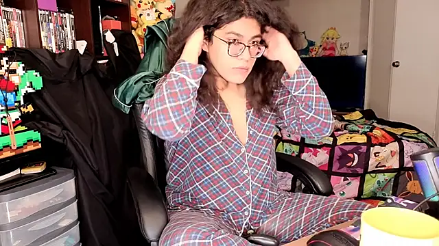 ShinyCherub online show from February 11, 4:03 am