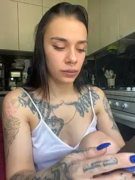 Queen of pain online show from July 28, 7:39 am