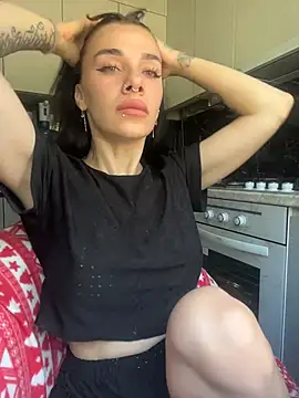 Queen of pain online show from August 3, 7:56 am