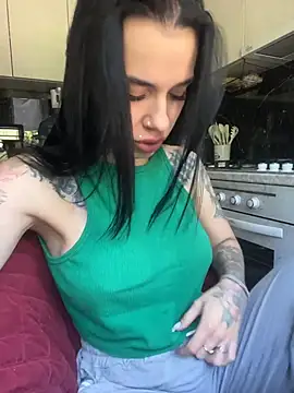 Queen of pain online show from July 1, 7:19 am