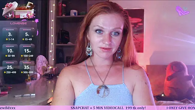 Cassie Wild online show from June 24, 12:59 pm