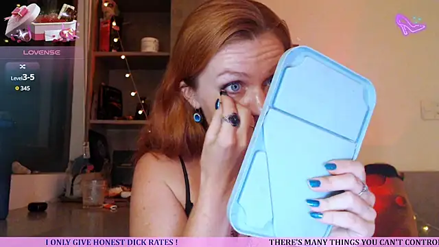 Cassie Wild online show from August 2, 12:08 pm