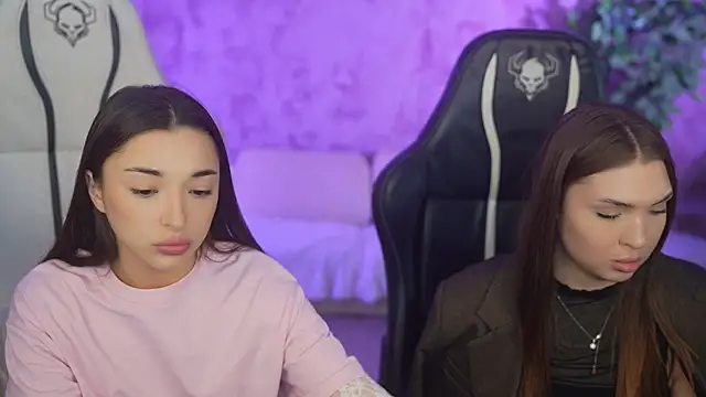 Jasmine Flow online show from September 16, 10:34 am