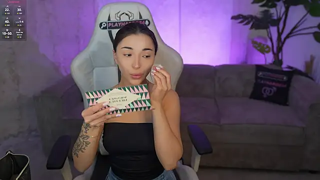 Jasmine Flow online show from March 12, 8:28 am