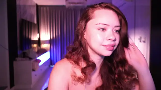 VixenMia online show from September 13, 2:52 am