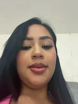 Luisa Fernandaa online show from October 15, 12:35 am