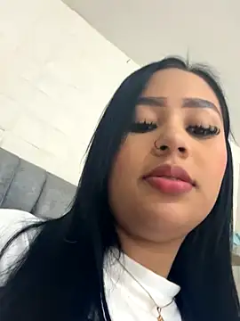 Luisa Fernandaa online show from October 16, 12:35 am