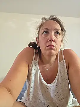 Wisie Cutie online show from June 27, 8:48 am