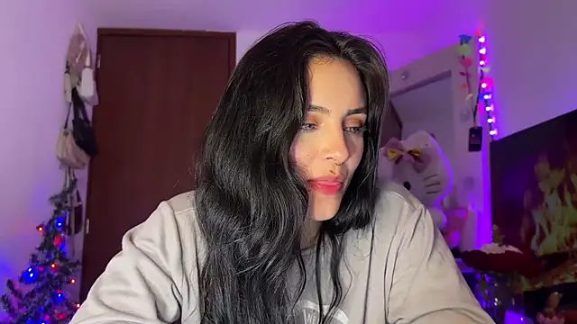 salome polaniiee online show from December 5, 8:25 am