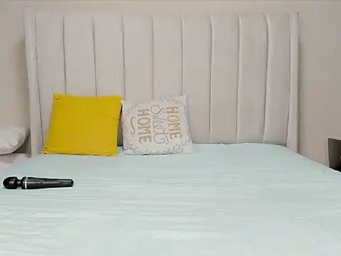  heavenlysent online show from October 15, 5:43 am