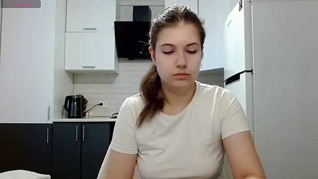 SayMeow  online show from June 20, 5:33 am