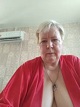 EffectFiona online show from June 19, 4:17 am