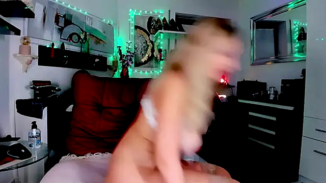 2bigass4 u online show from November 21, 5:09 am