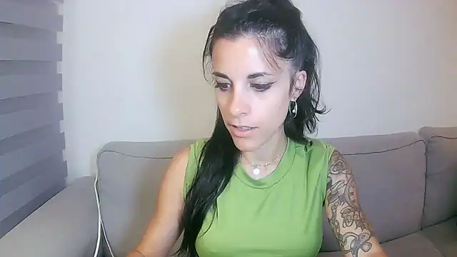 secretoeternoo online show from June 22, 10:40 pm