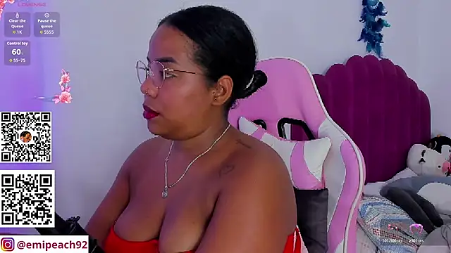 samanthaabloom online show from June 12, 3:03 am