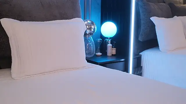 Rikka Moore online show from June 19, 10:52 am