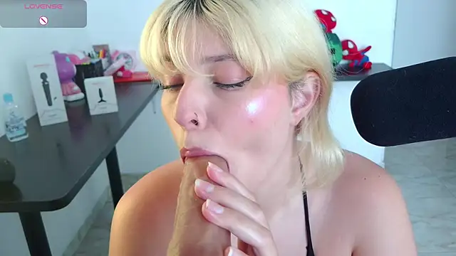 Ania jones online show from June 10, 9:57 pm