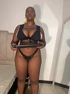 LiraRusso online show from July 11, 11:49 pm