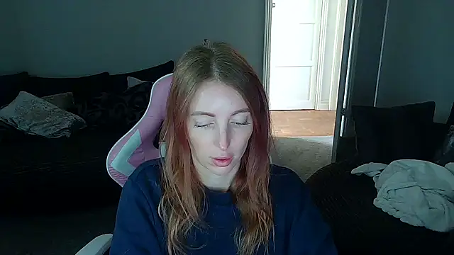 Red firesquirt online show from March 16, 11:47 am